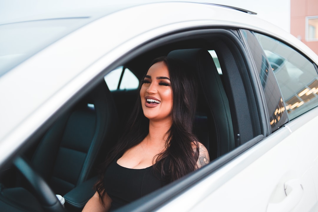 Apply for an Avren Motors gig car rental